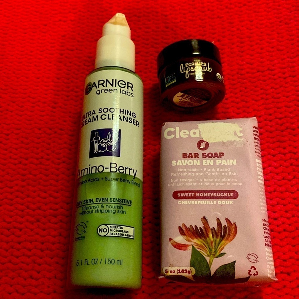 Garnier Green Labs Cleanser Bundle Amino Berry Cream Lip Scrub